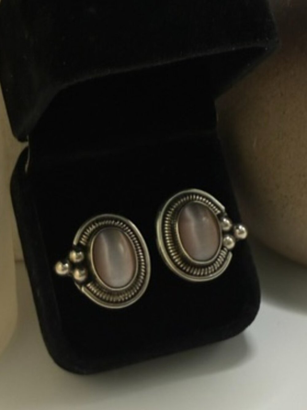 Vintage Mexico 925 Sterling Silver Cat's Eye Stud Earrings Taxco